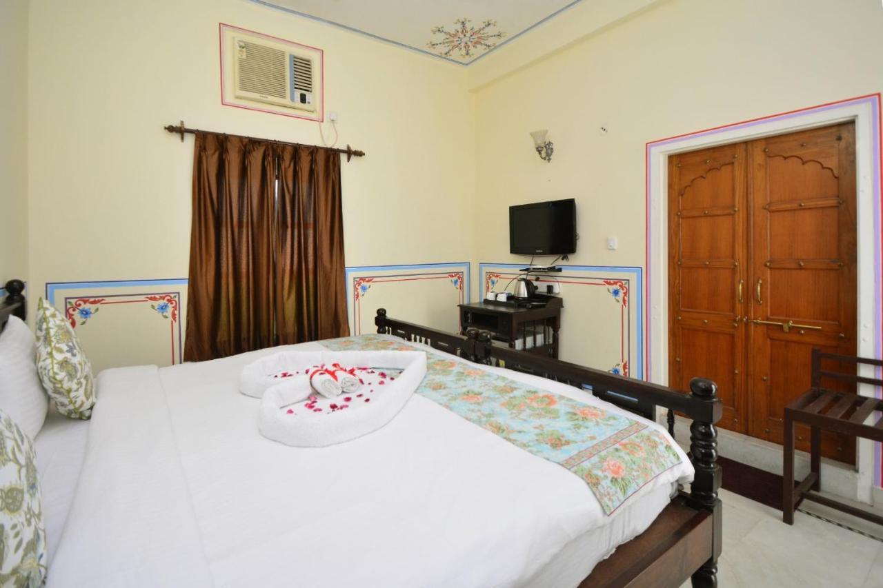 Jaipur Vintage House Bed & Breakfast Exterior photo