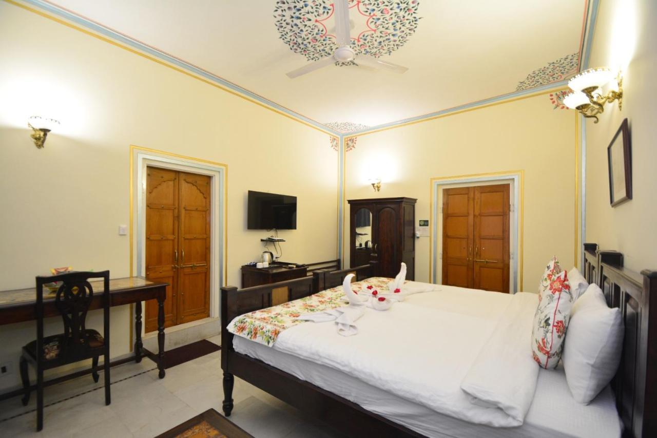Jaipur Vintage House Bed & Breakfast Exterior photo