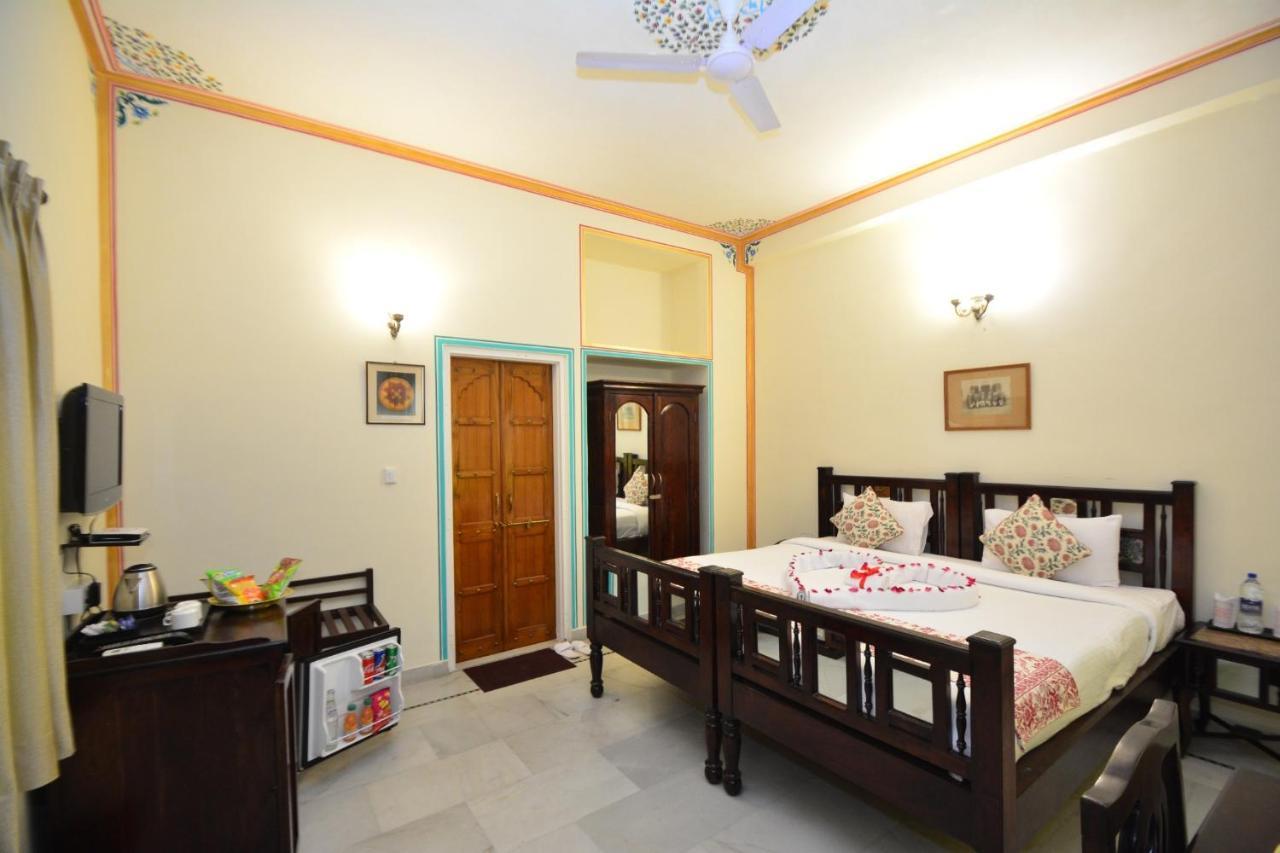Jaipur Vintage House Bed & Breakfast Exterior photo