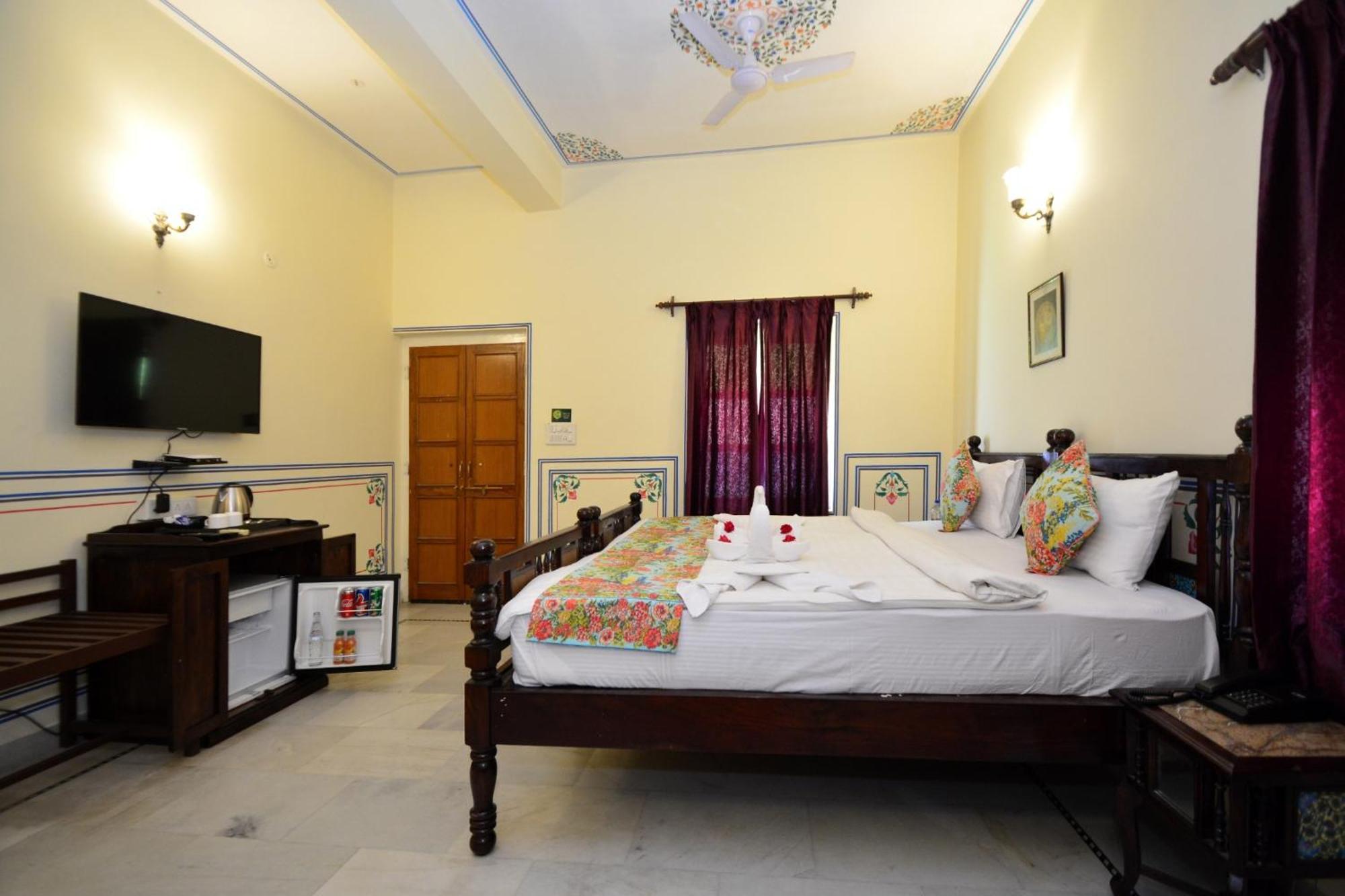 Jaipur Vintage House Bed & Breakfast Exterior photo